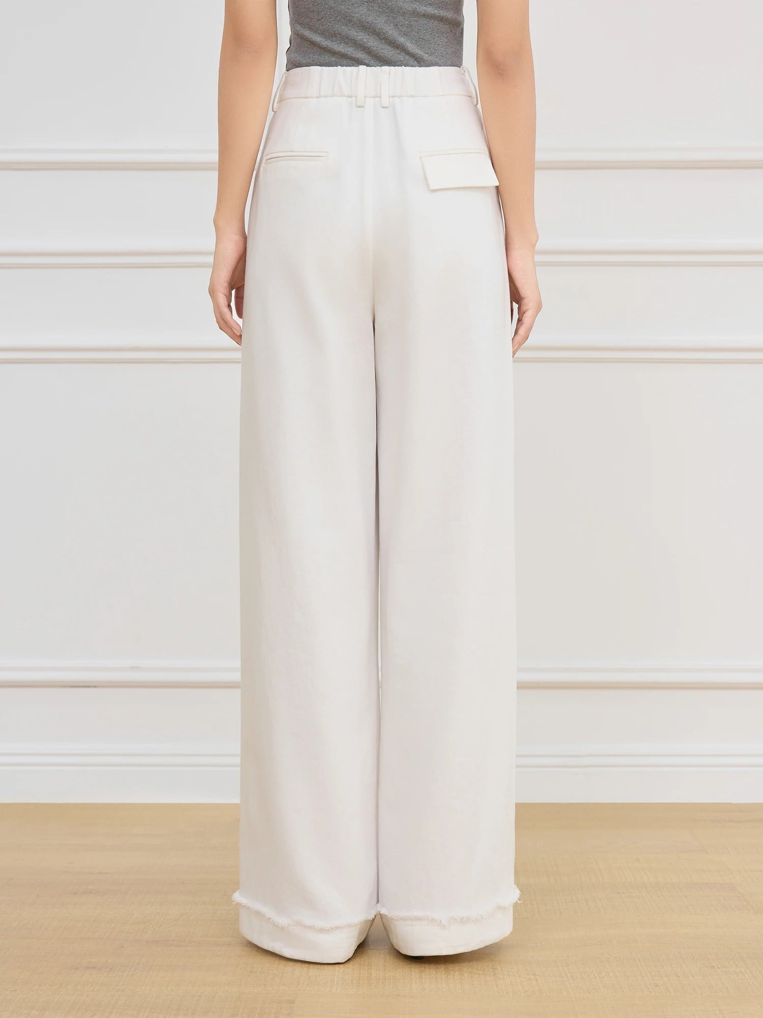 Noelle – Pleated Wide-Leg Trousers