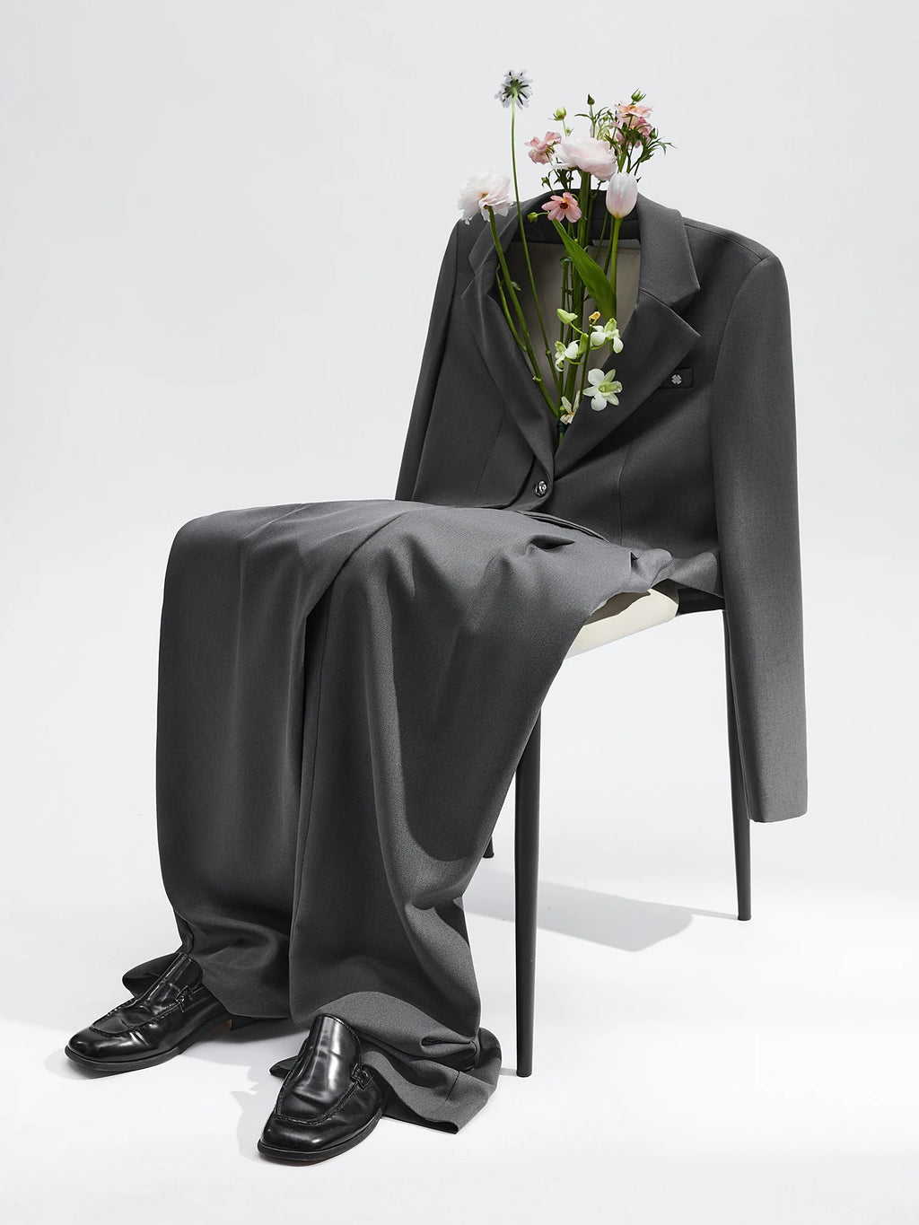 Noiré – Tailored Wide-Leg Trousers