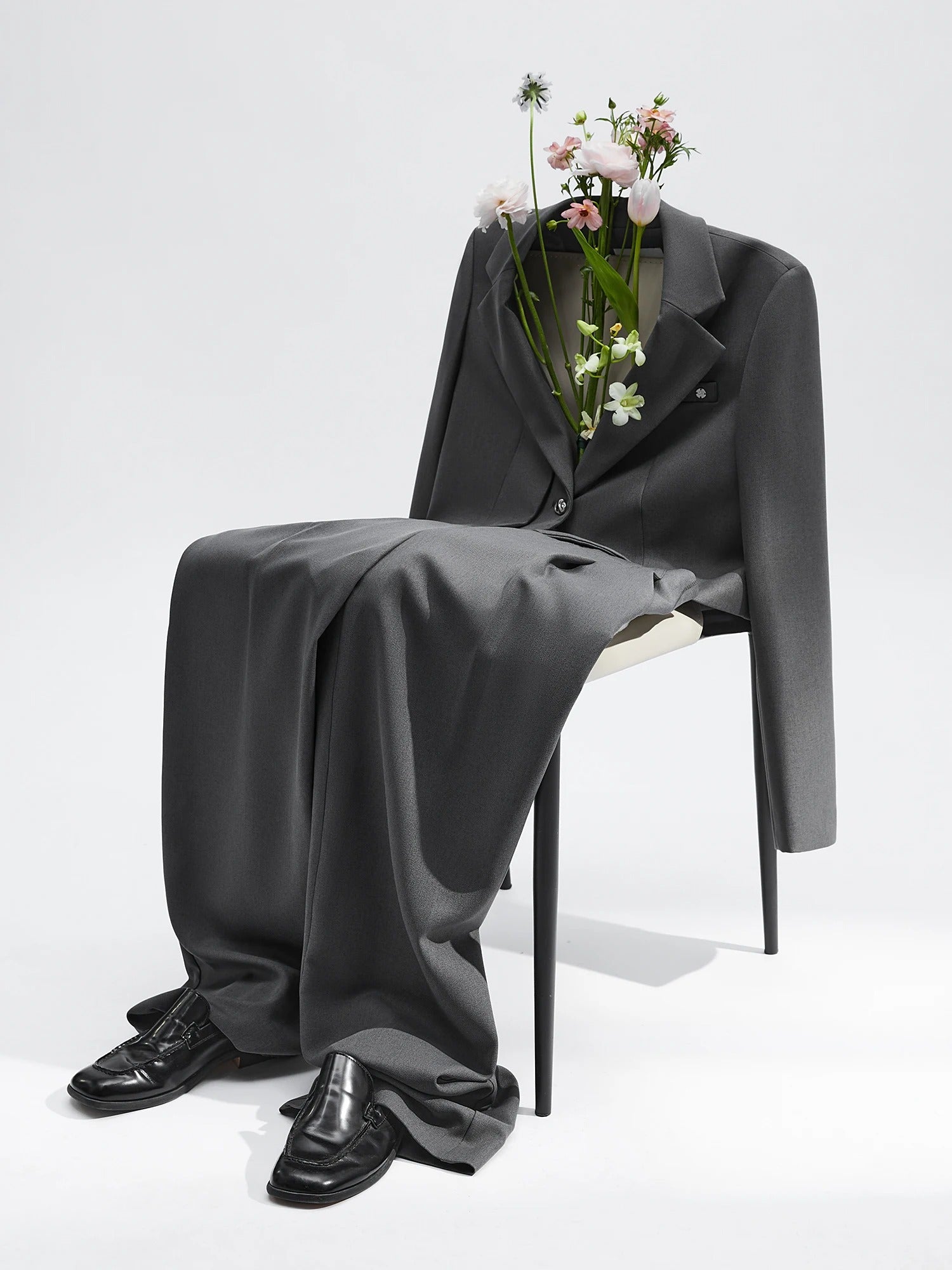 Noiré – Tailored Wide-Leg Trousers