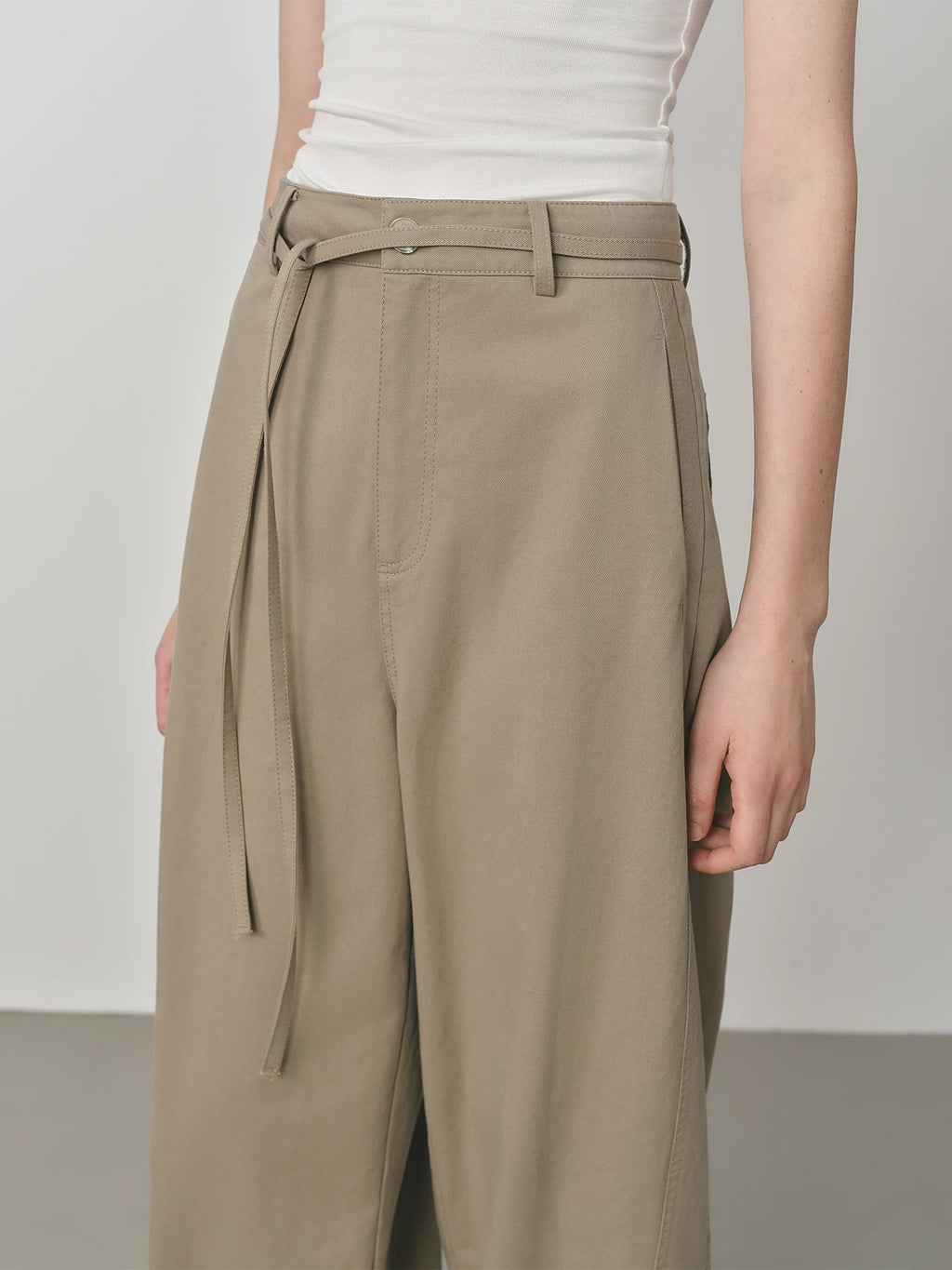 Viora - Commuter Pants