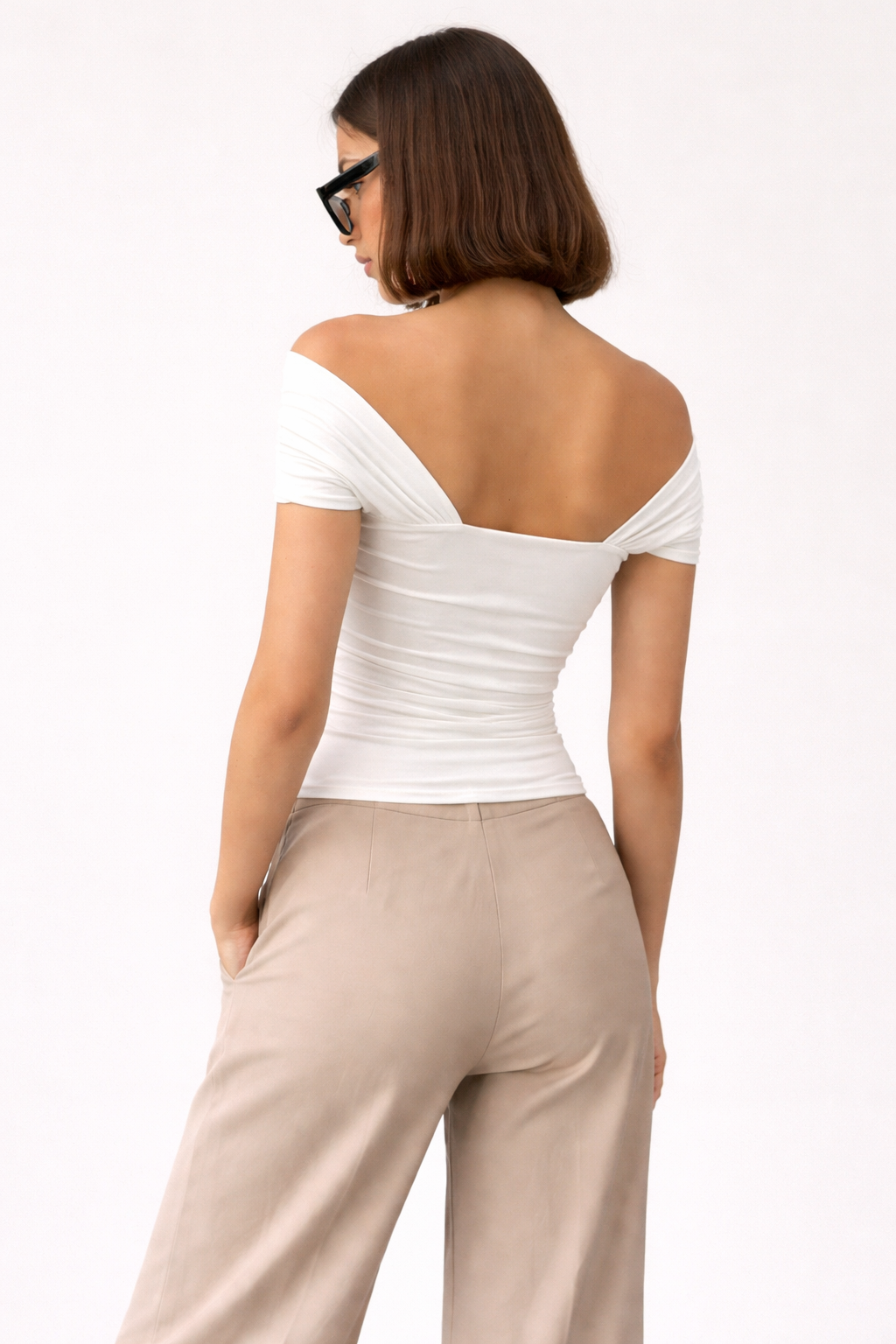 Isara – One-Shoulder Slim Fit Top